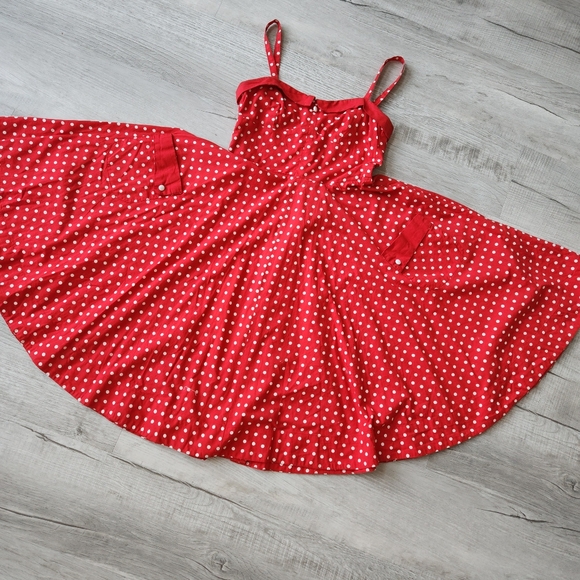 Divided by H&M Pinup Red & White Polka Dot Circle Dress Size 4 / Small Minnie m - Picture 6 of 8